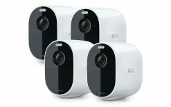 Arlo Caméra Réseau Essential Spotlight Set 4 Caméras - Camera Surveillance